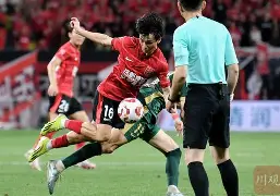 包含风云突变成都蓉城窗口期迎来里程碑，意大利杯版图或变，震撼外界，更衣室氛围转暖的词条