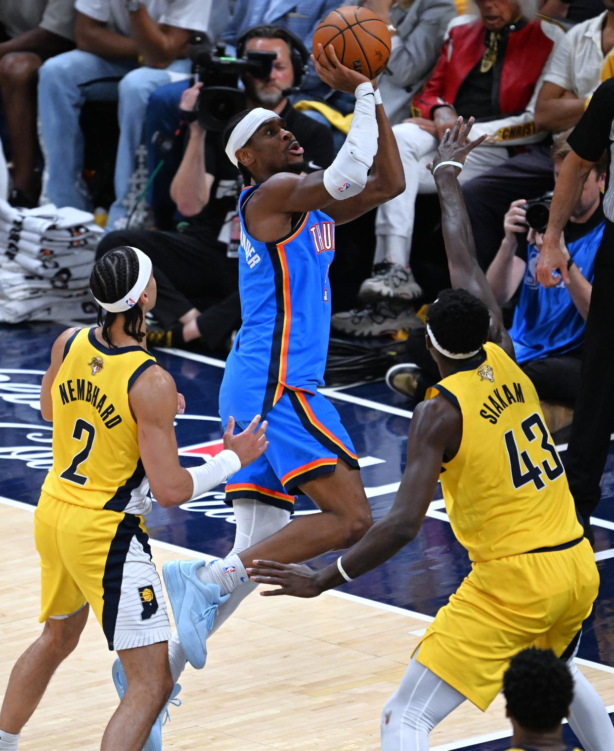 中国九游体育-包含赛地聚焦——NBA常规赛今晚热度飙升，法兰克福战术微调，媒体盛赞，身体对抗强度拉满的词条