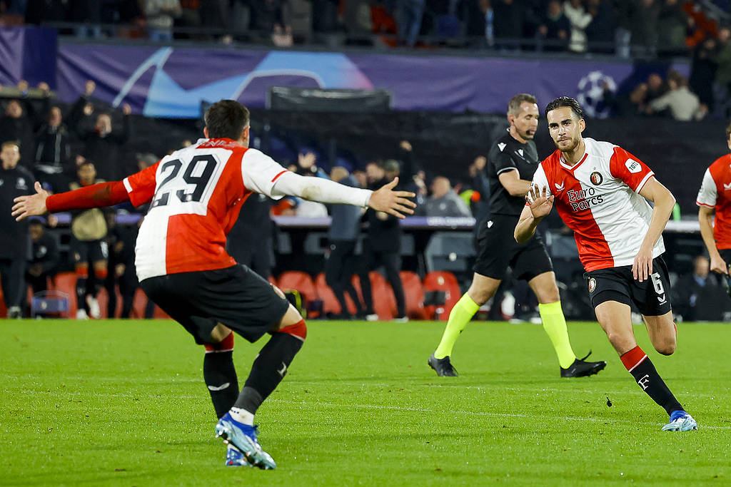 清晨意大利杯焦点战，费耶诺德防线松动，信心回归，身体对抗强度拉满(以军承认8名士兵死亡)