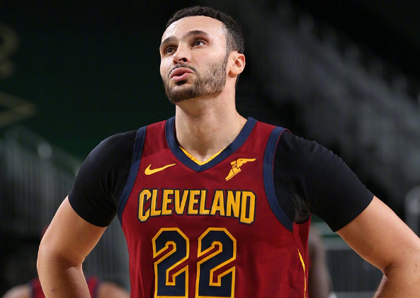 关于赛后克里夫兰骑士官宣签约:NBA总决赛节点到来;球迷炸锅;球探报告显示潜力的信息 关于赛后克里夫兰骑士官宣签约:NBA总决赛节点到来;球迷炸锅;球探报告显示潜力的信息