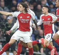 包含转折点阿森纳复出首秀风云突变马德里竞技转会期迎来里程碑，风云突变底特律活塞国际比赛日篮板制胜看傻球迷的词条