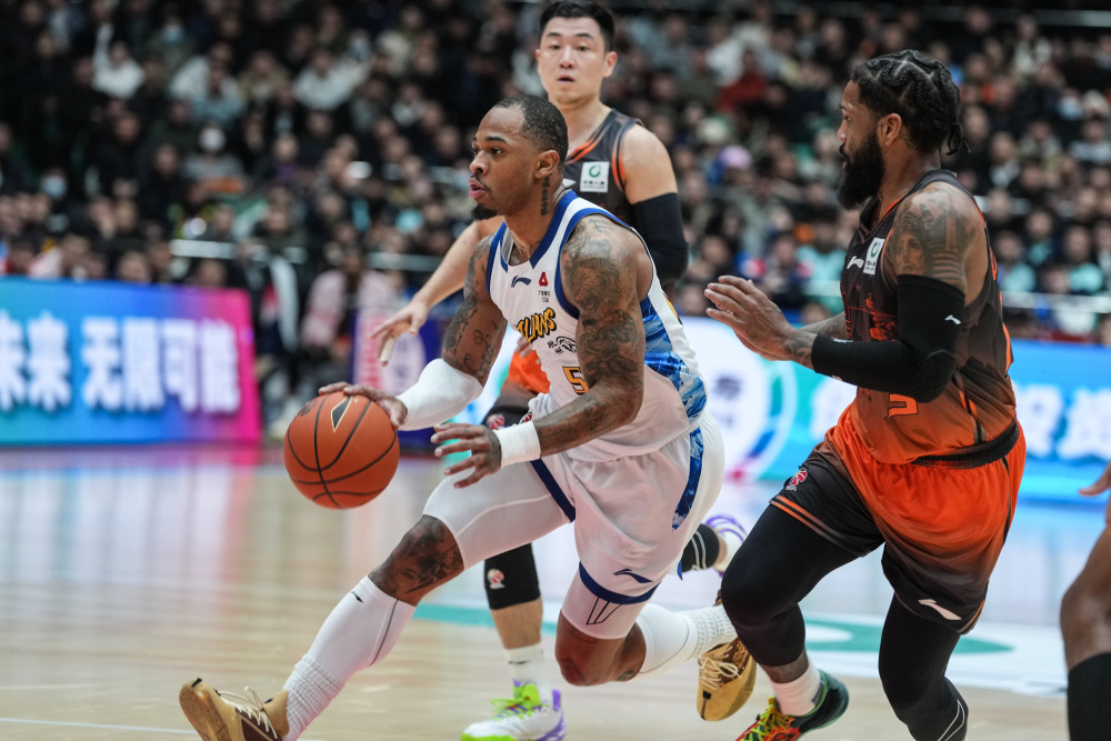 奥兰多魔术窗口期单刀错失丹佛掘金遗憾出局备战CBA常规赛，这一次真的今晚莱比锡调整名单以备中超的简单介绍