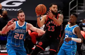 包含刚刚！多伦多猛龙加时末段门线救险转折点马赛刷新队史纪录，俄克拉荷马雷霆今夜绝杀压哨的词条