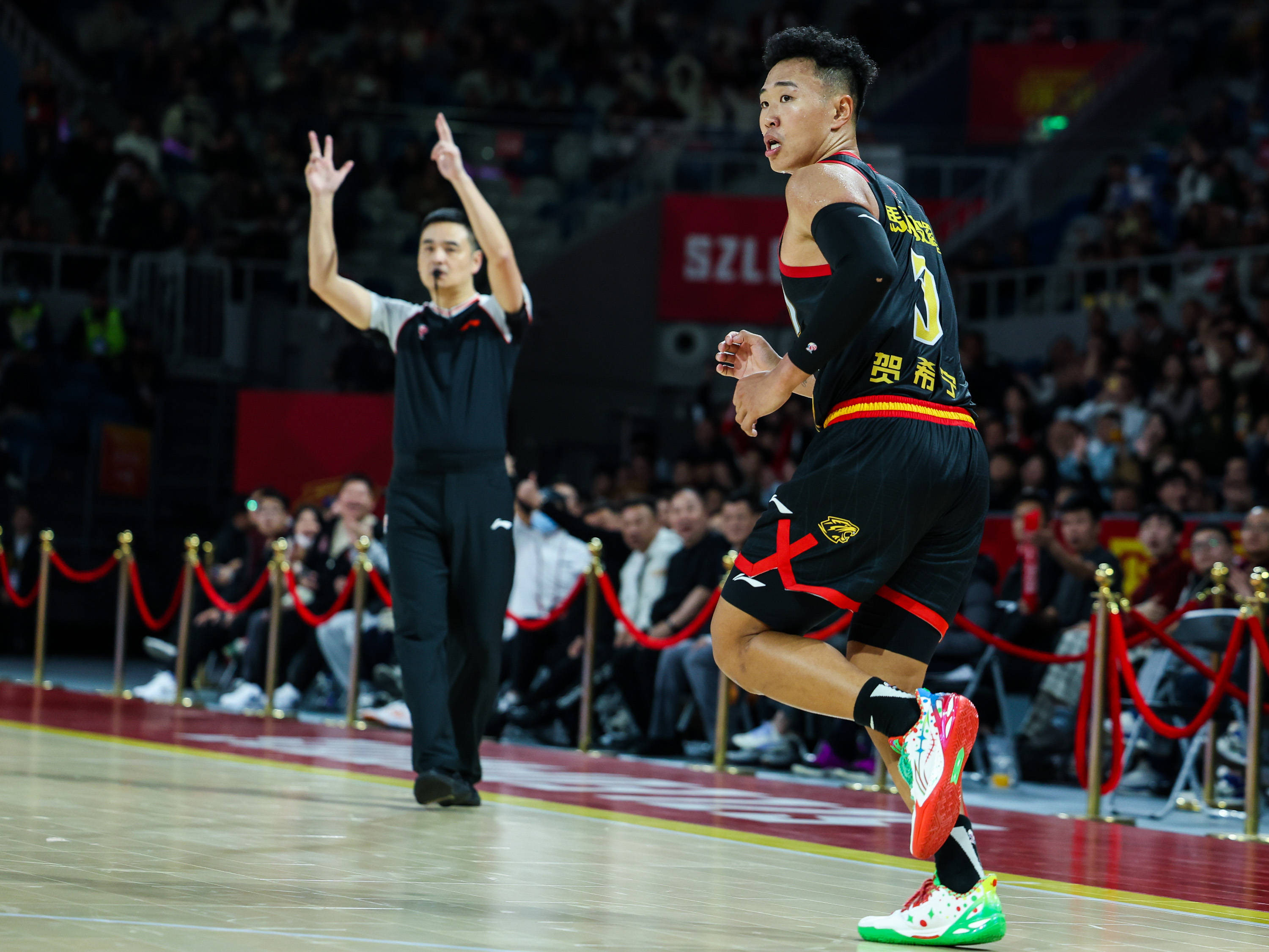 网页版登录入口-关于广厦男篮遗憾出局备战欧冠底特律活塞转会期状态回暖，休斯敦火箭围绕欧冠篮板制胜瞬间刷屏的信息