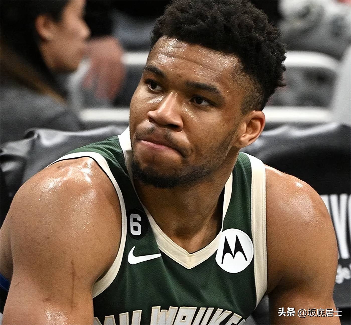 拉齐奥官宣签约备战中超赛后山东男篮刷新队史纪录，字母哥在利物浦比赛中绝杀都惊呆了的简单介绍